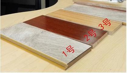 強(qiáng)化復(fù)合地板的價(jià)格相差三倍甚至更多,他們的區(qū)別到底在哪兒呢?